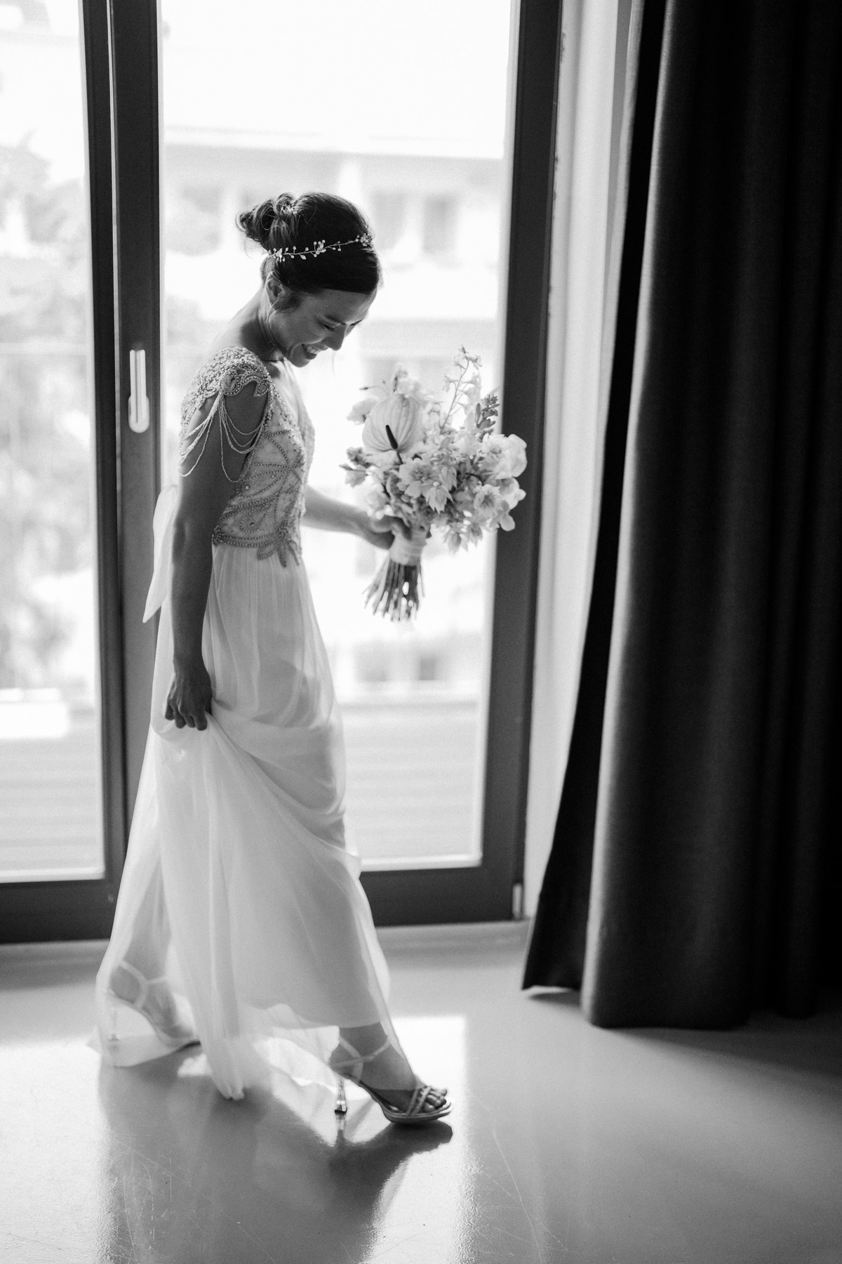 Second-Hand Standesamt-Kleid im Vintage-Stil Inspiration von Vietnamesischer Braut in Berlin