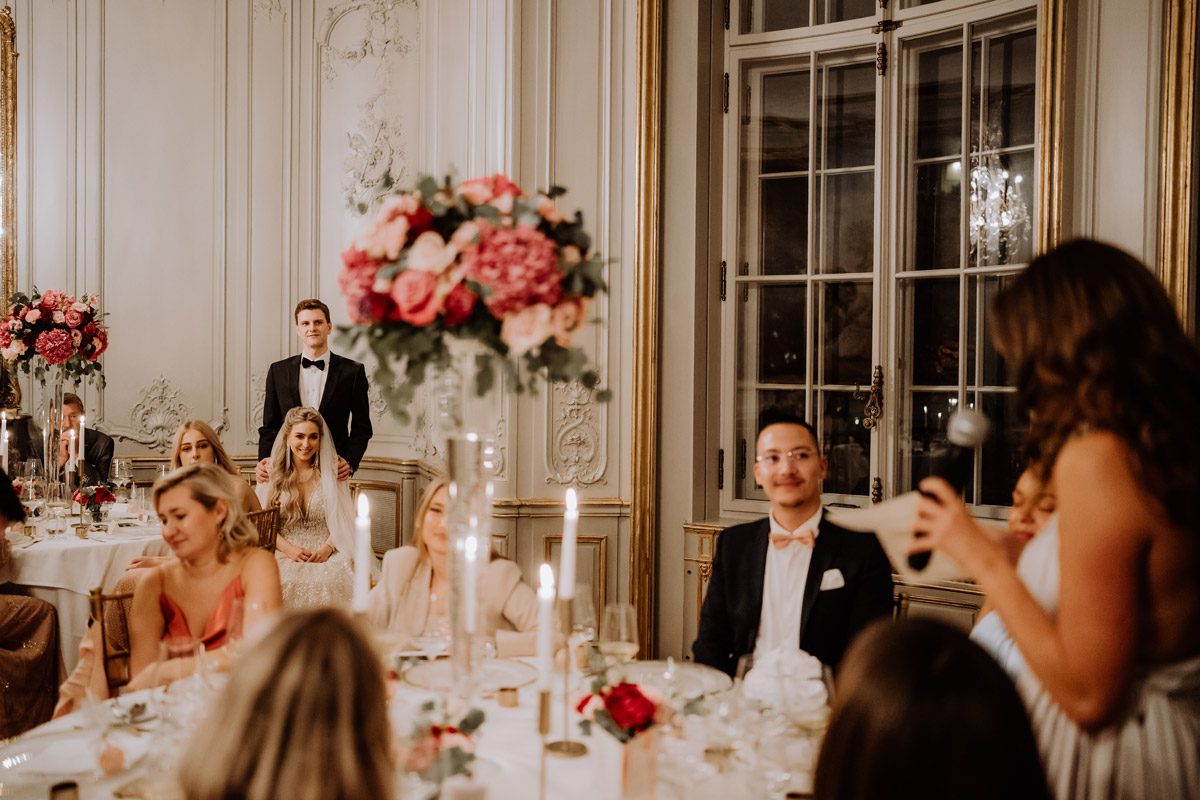 Hochzeitsfilmer Schlosshotel Berlin nimmt Reden auf