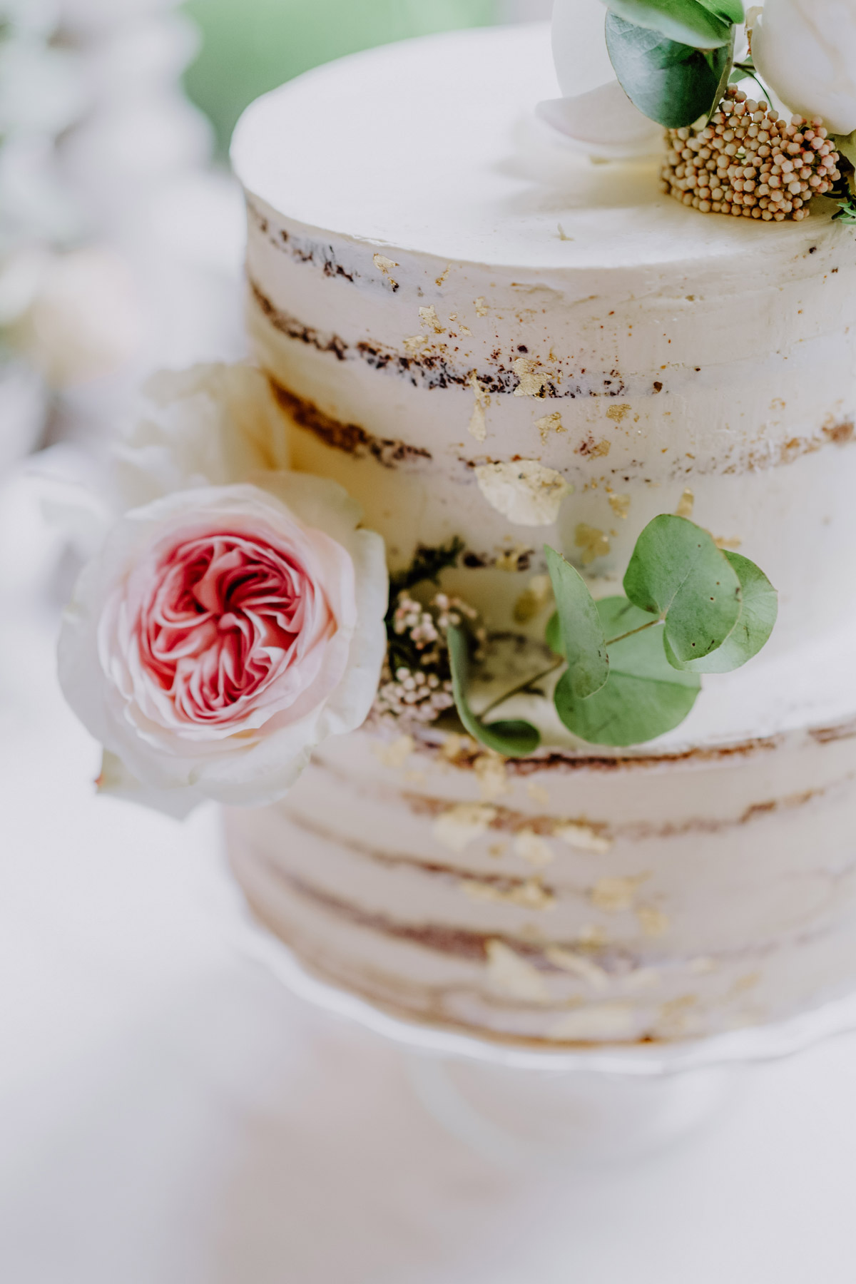 Naked Cake mit Blattgold: Hochzeitstorte