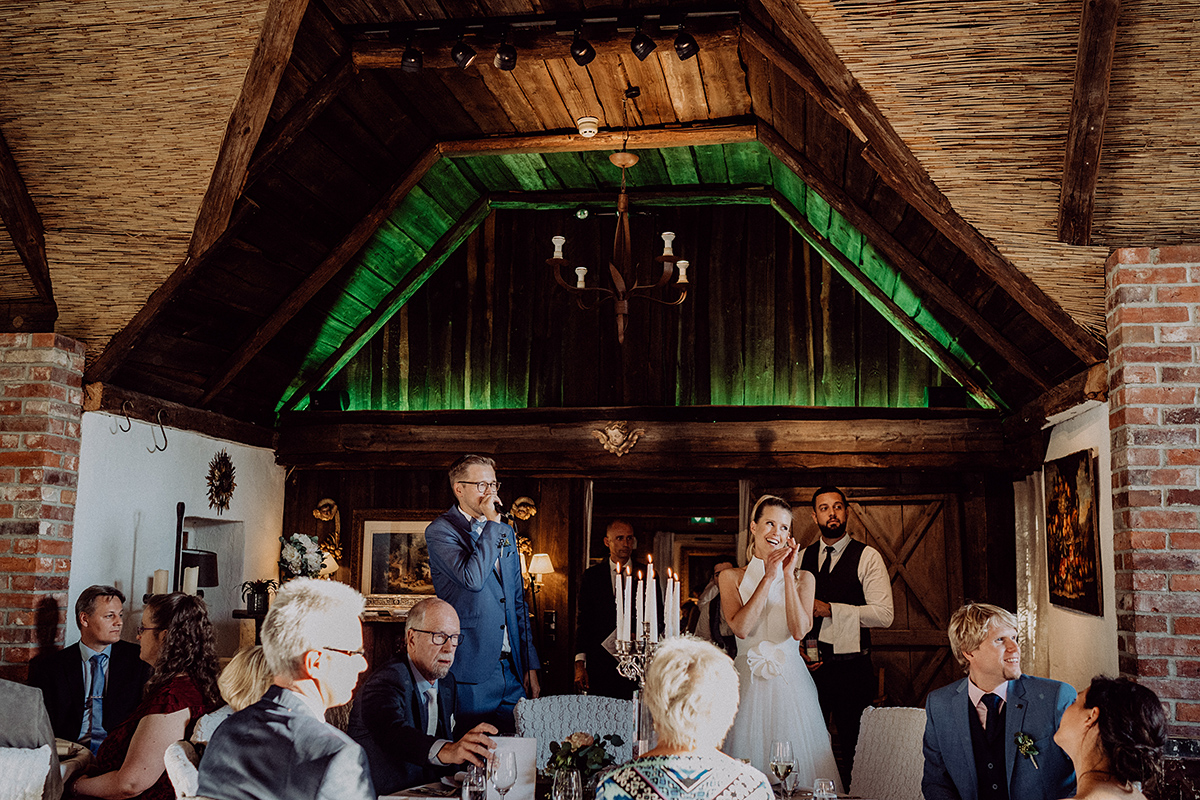 Hotel zur Bleiche & Spa Hochzeit Raumübersicht bei Rede Hochzeitspaar