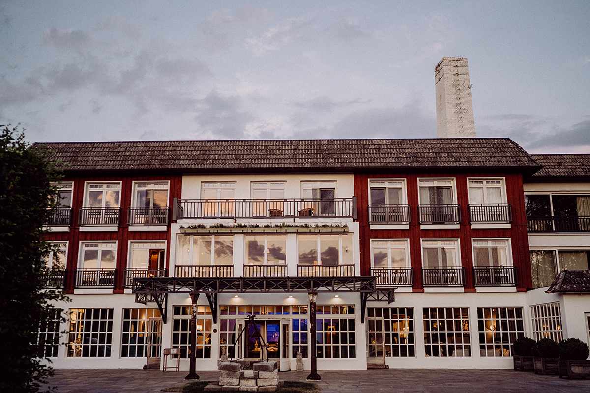 Außenaufnahme Wintergarten Hotel zur Bleiche & Spa