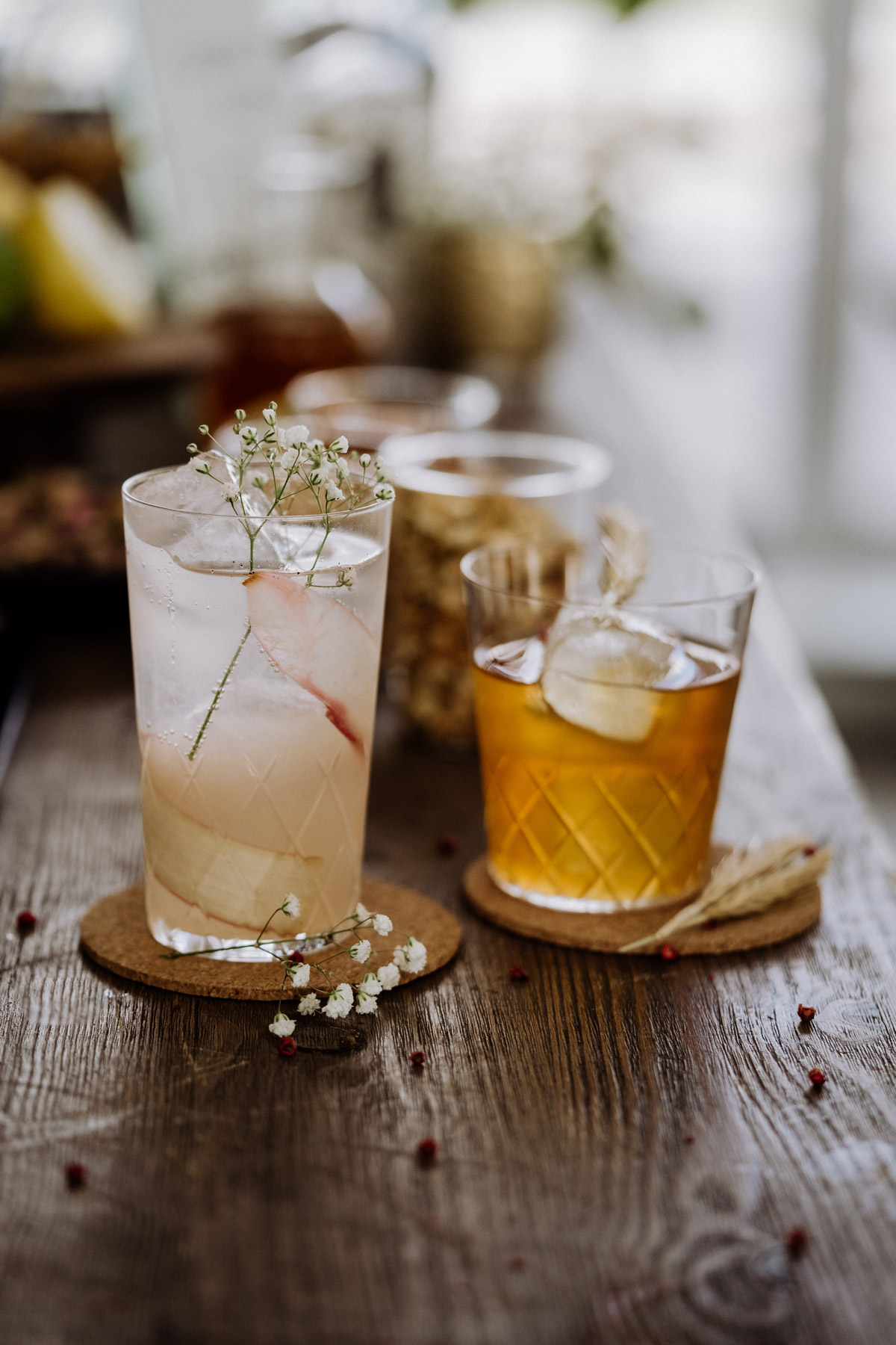 Servierte Hochzeitsdrinks beim Empfang