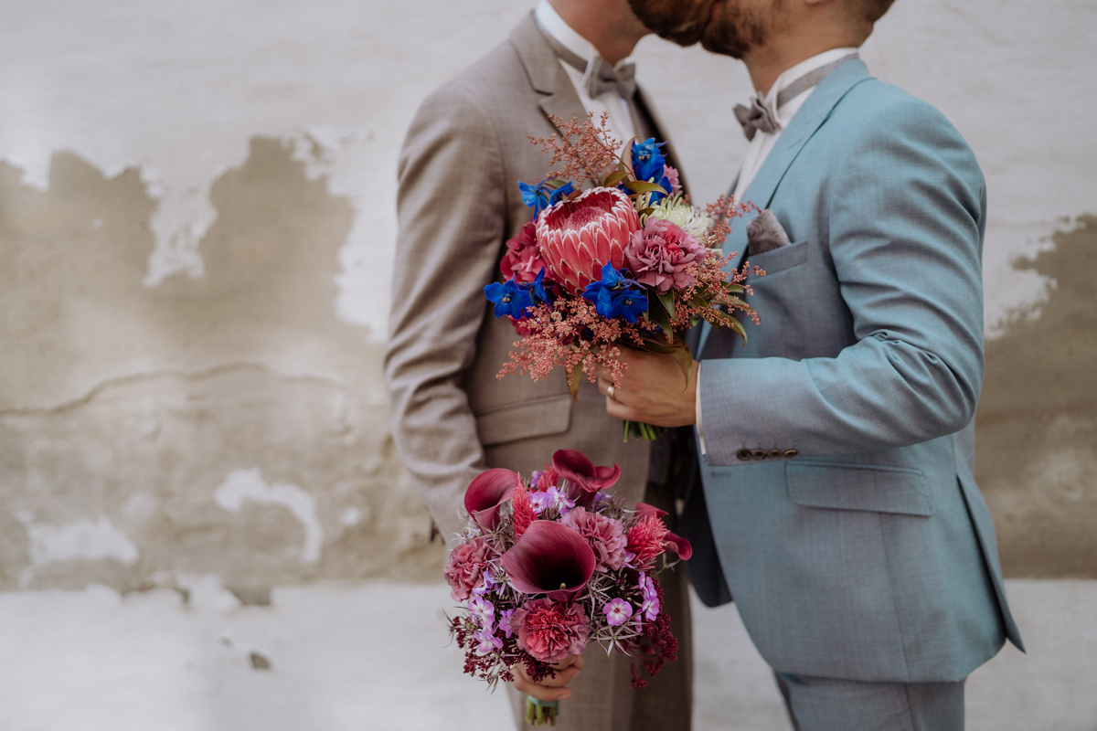 Bräutigamsträuße von Zinnober Blumen Berlin